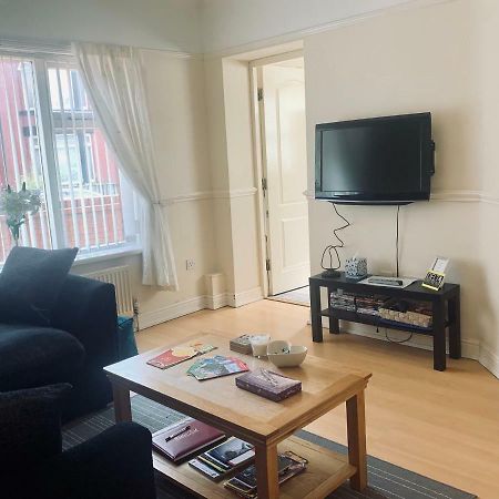 Be My Guest Liverpool - Ground Floor Apartment With Parking Kültér fotó